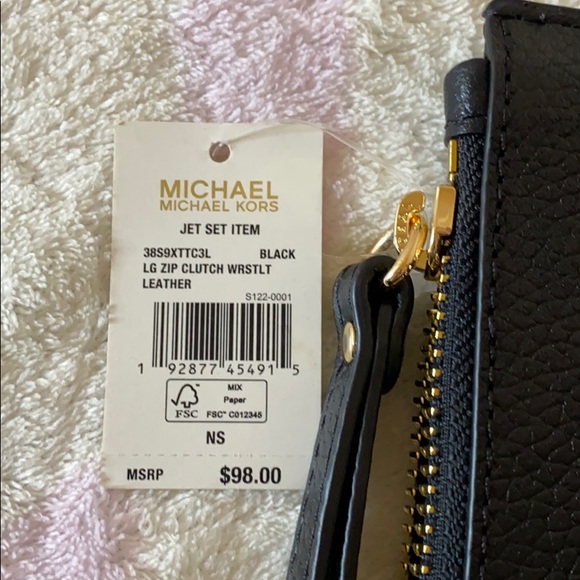 Michael Kors LG black clutch, I only used once! - Picture 5 of 5